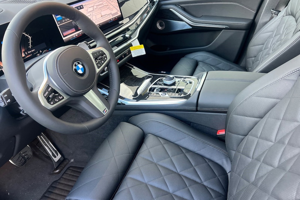 New 2026 BMW X7 xDrive40i SUV