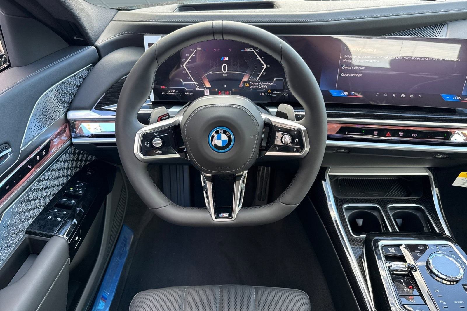2026 BMW 7 Series 750e - Photo 26