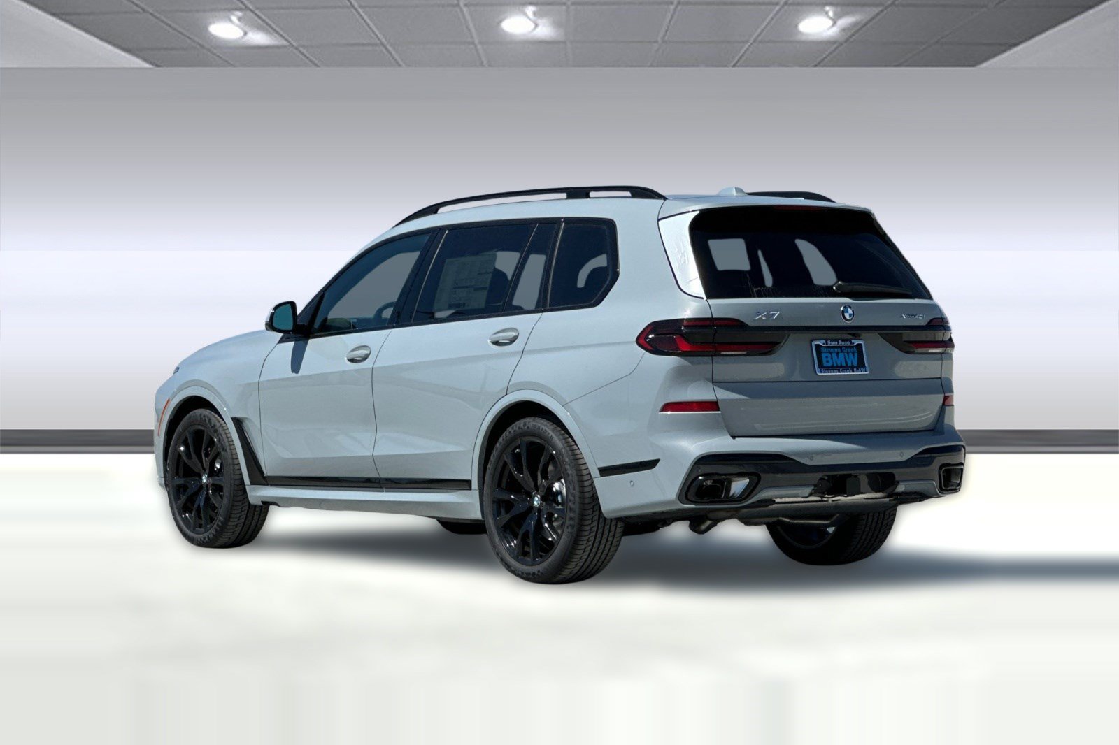 New 2027 BMW X7 xDrive40i SUV