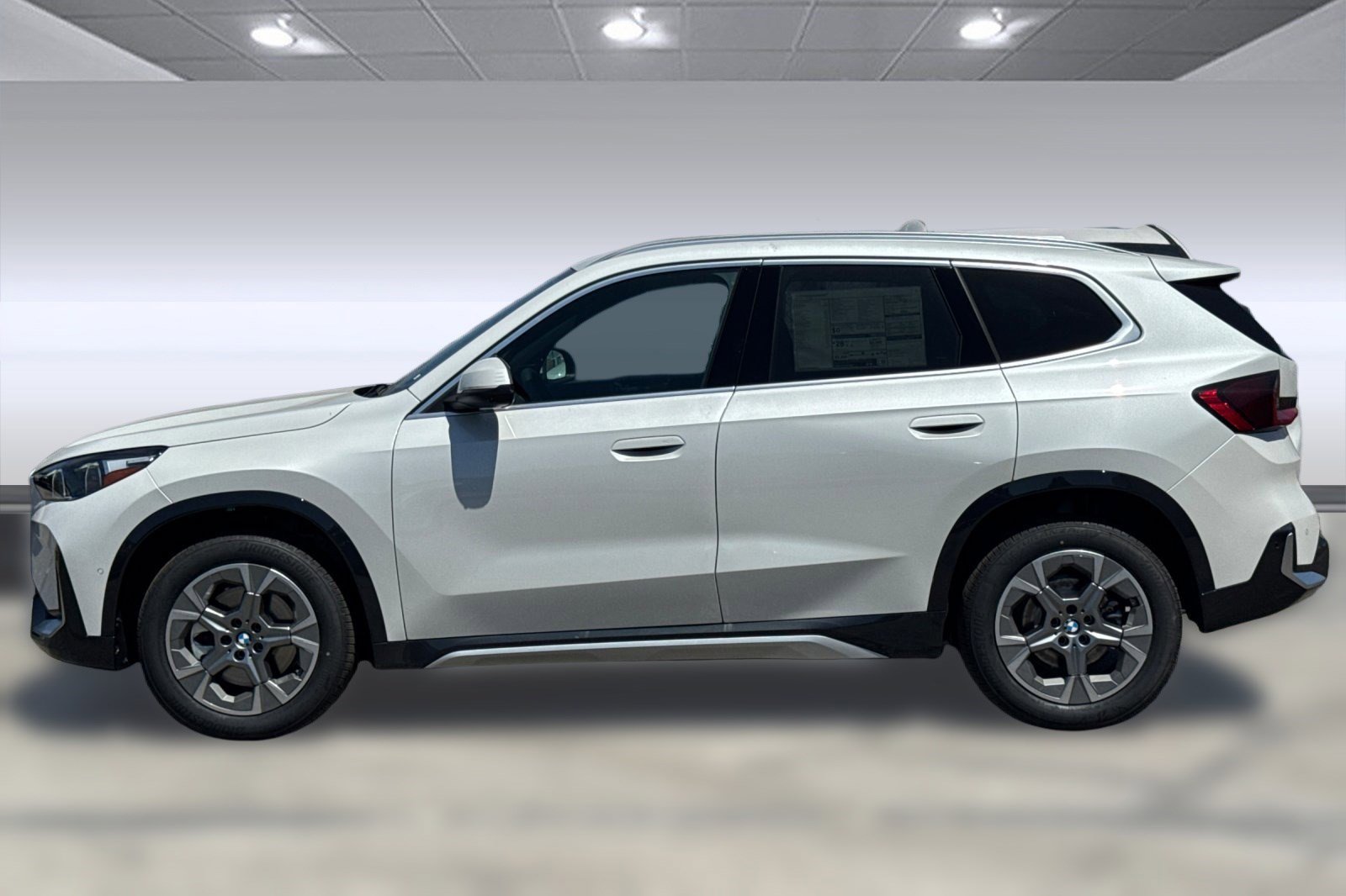 2025 Bmw X1 XDrive28i photo 2