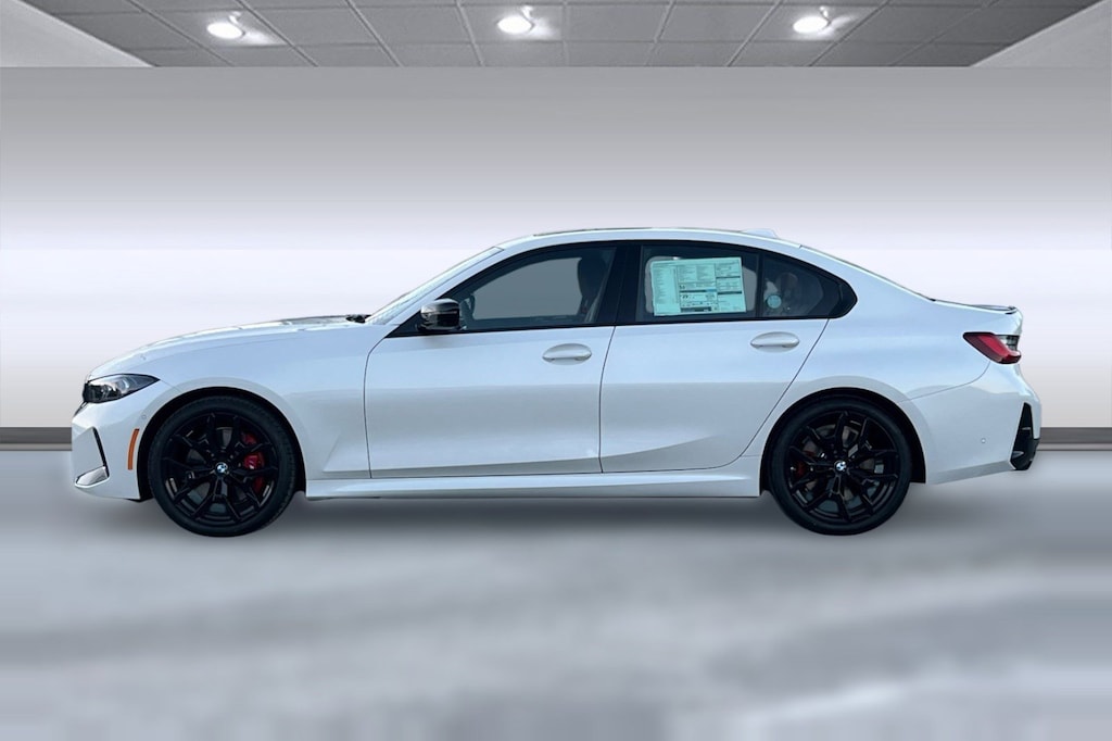 New 2026 BMW 330i xDrive Sedan