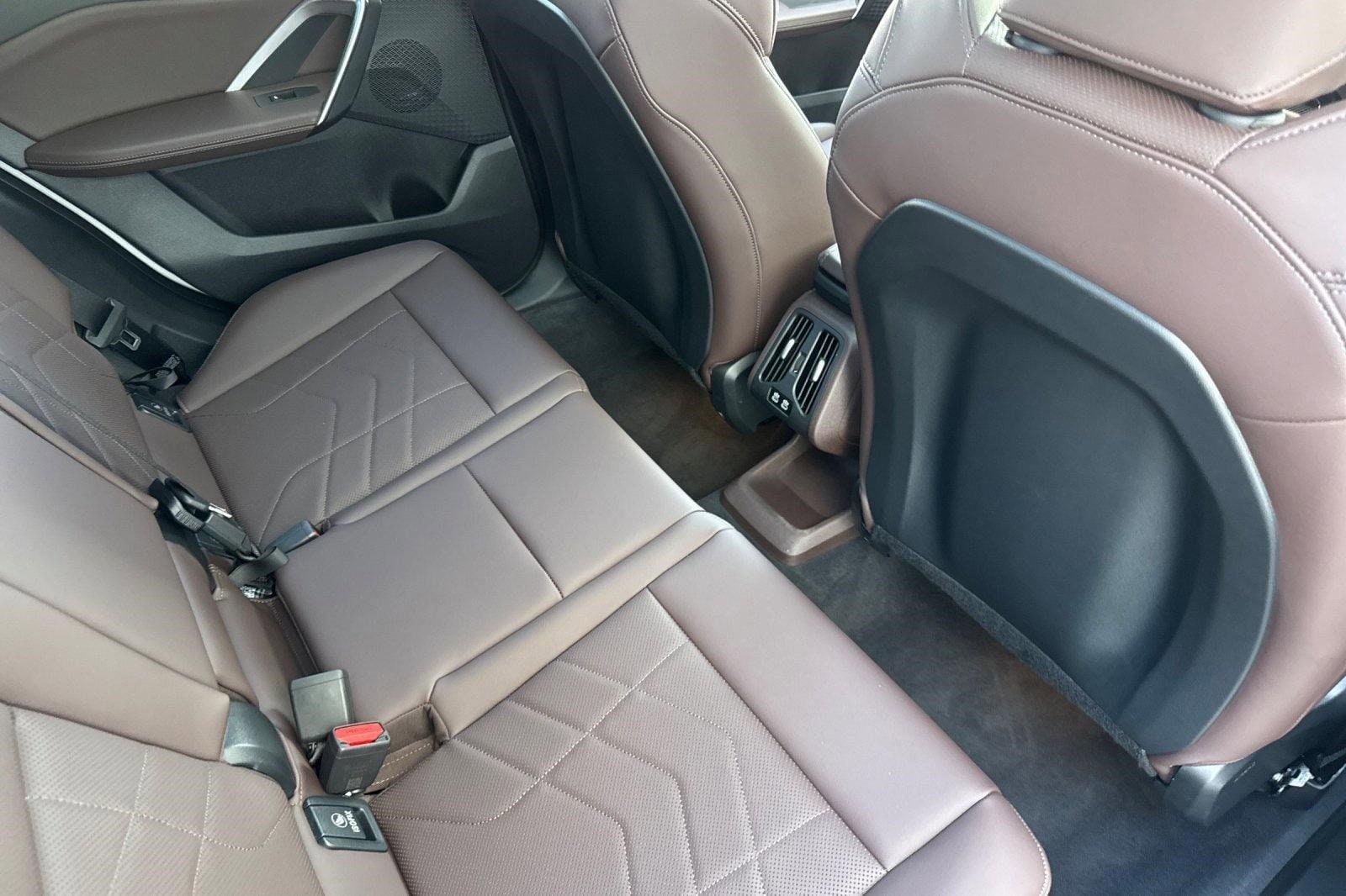 2025 BMW X1 28i - Photo 29