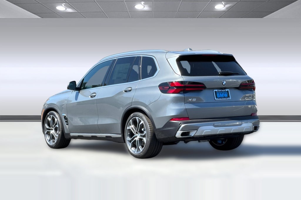 New 2026 BMW X5 xDrive40i SUV