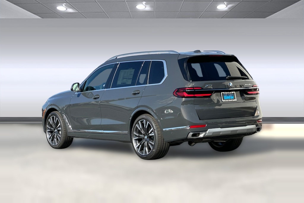New 2027 BMW X7 xDrive40i SUV