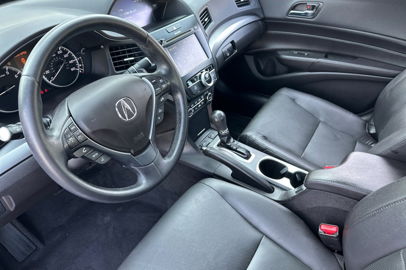 2016 Acura ILX 2.4L Technology Plus photo 4