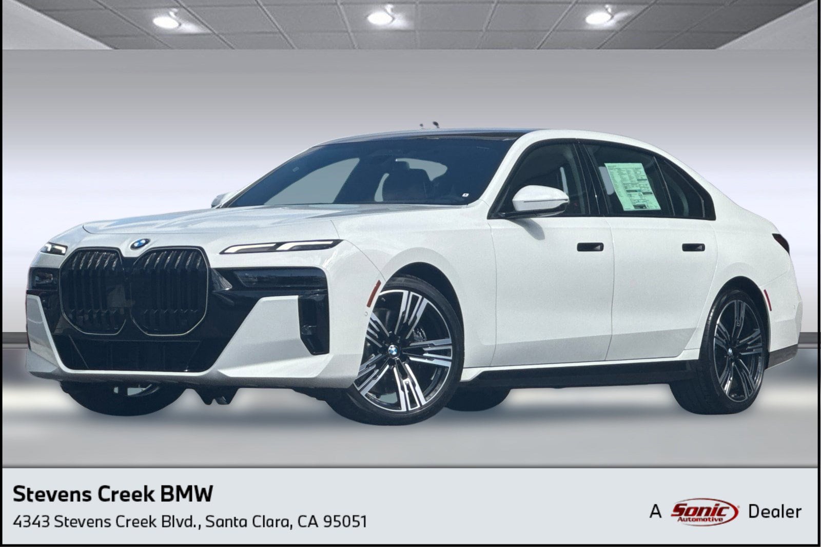 2025 BMW 760i Sedan 
