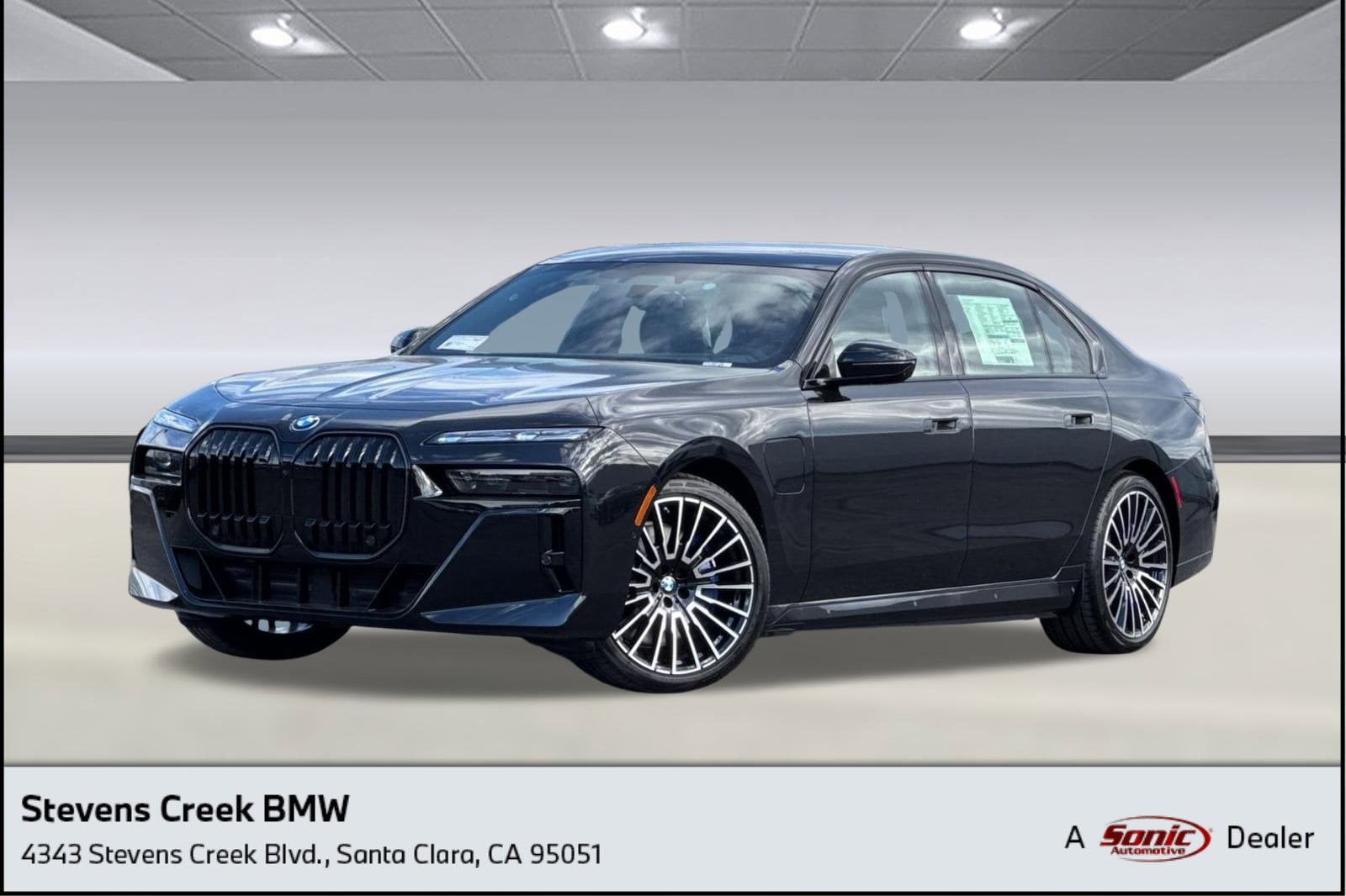 2026 BMW 7 Series 750e's photo