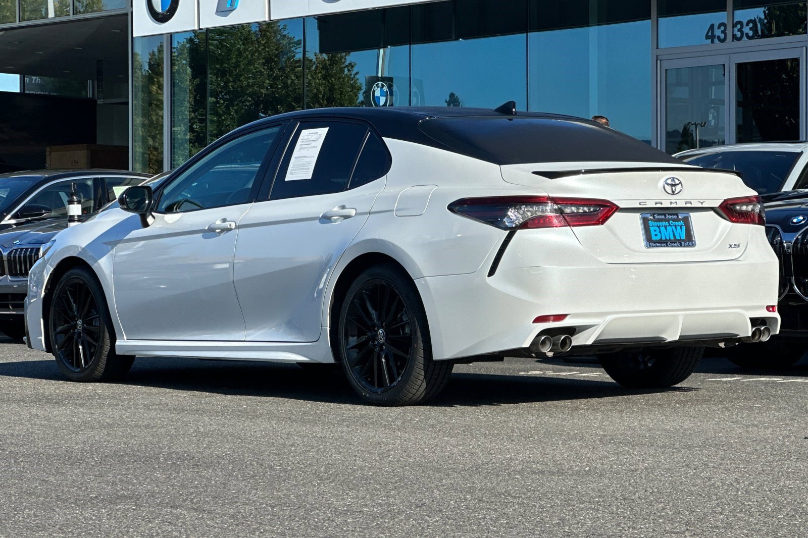2023 Toyota Camry XSE photo 3