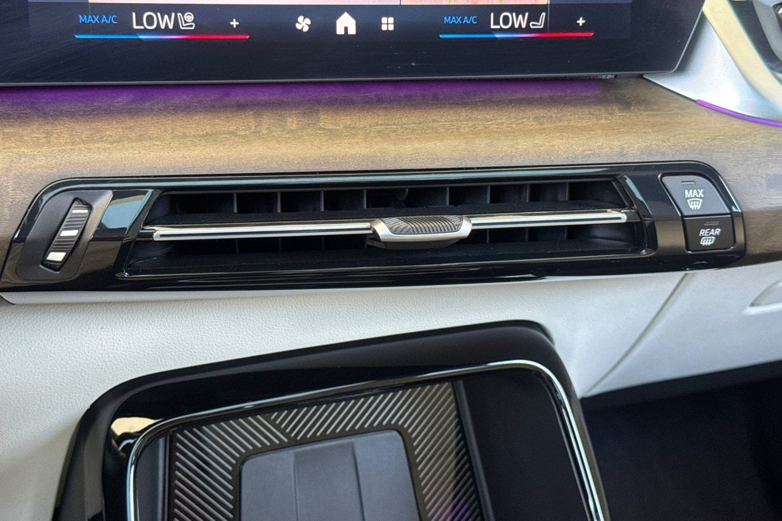 2026 BMW X1 28i - Photo 25