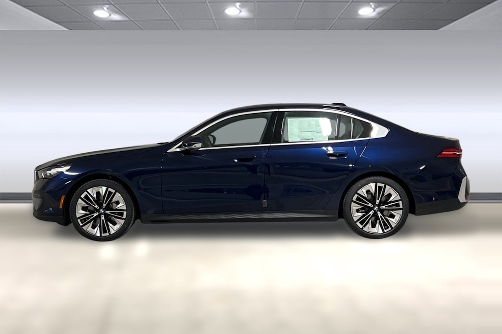 New 2026 BMW 530i Sedan
