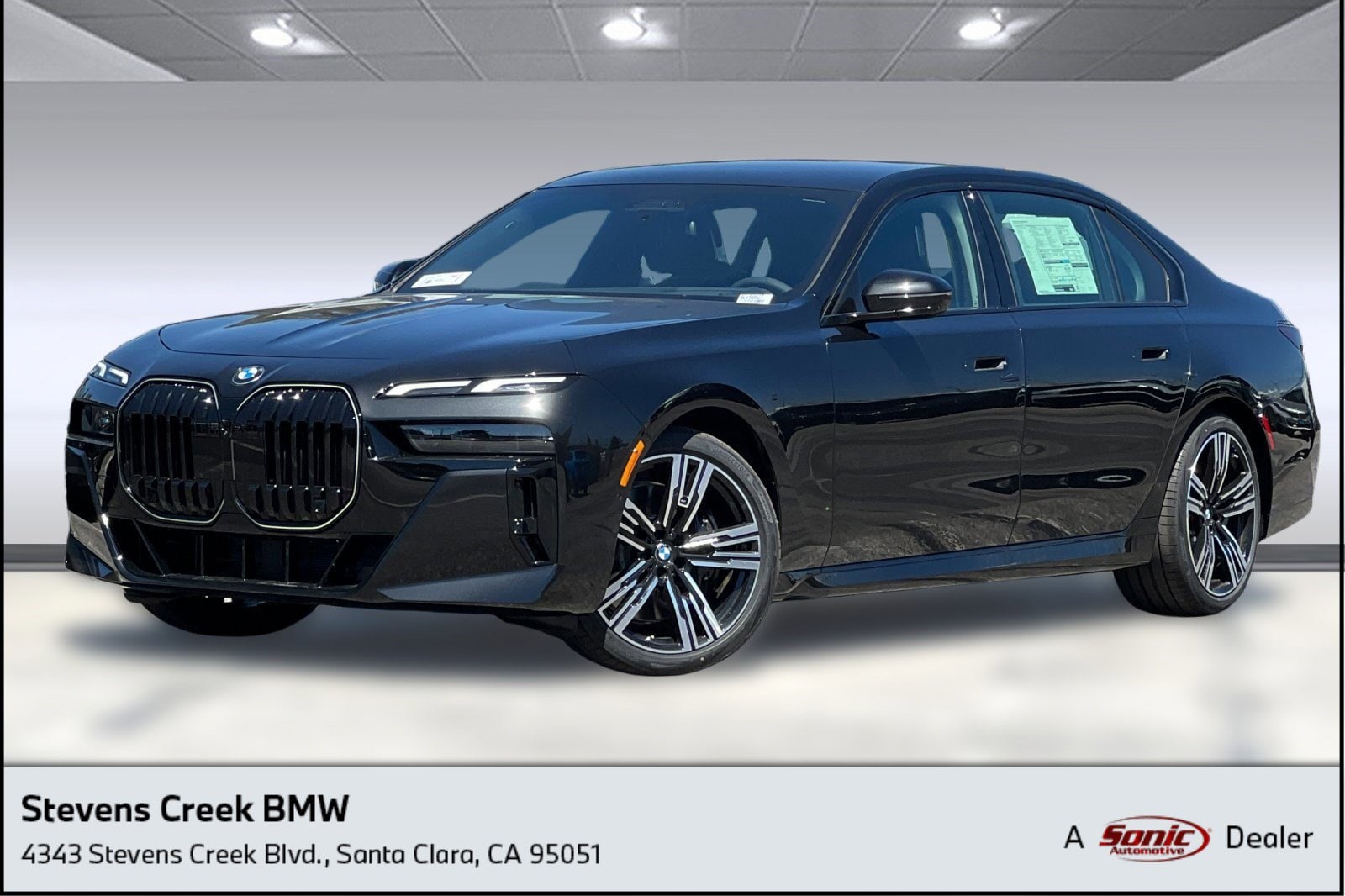 2025 BMW 760i Sedan 