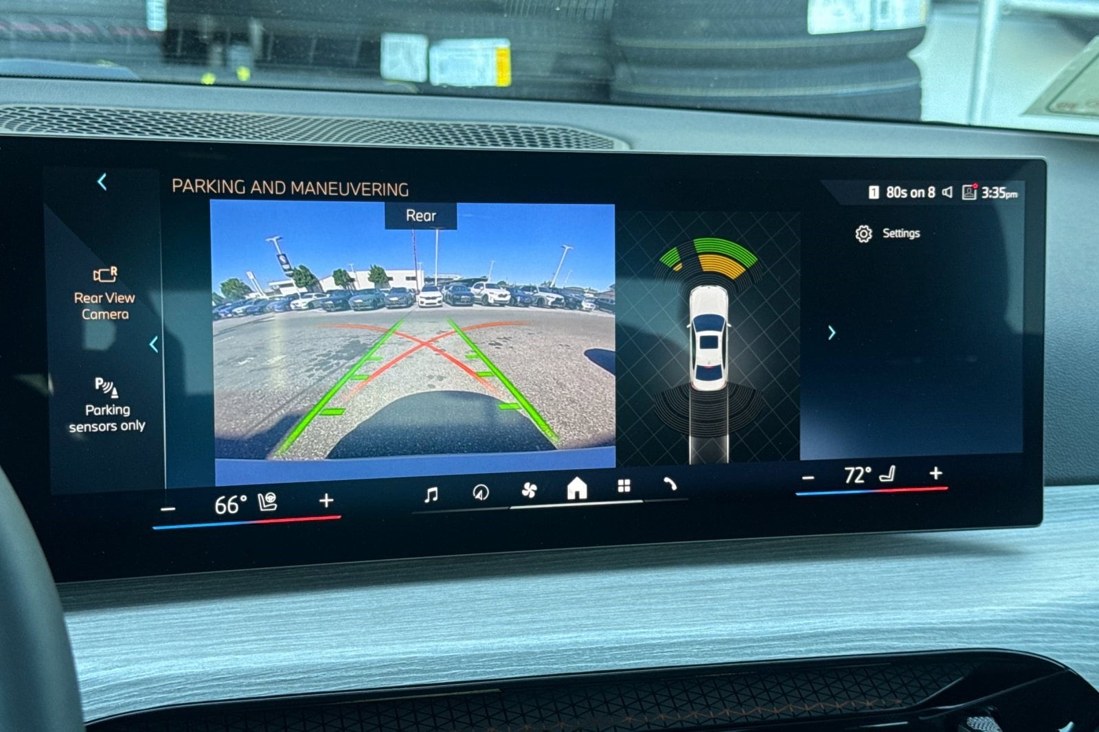 2025 BMW 3 Series 330i - Photo 25