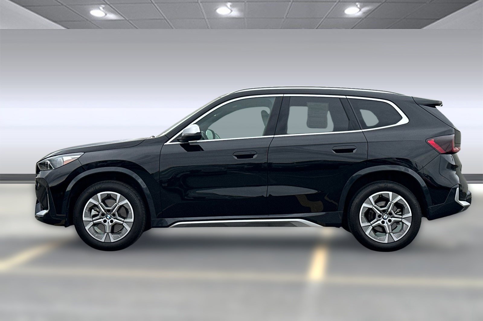 2023 Bmw X1 XDrive28i photo 2