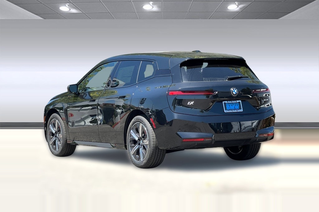New 2026 BMW iX xDrive45 SUV