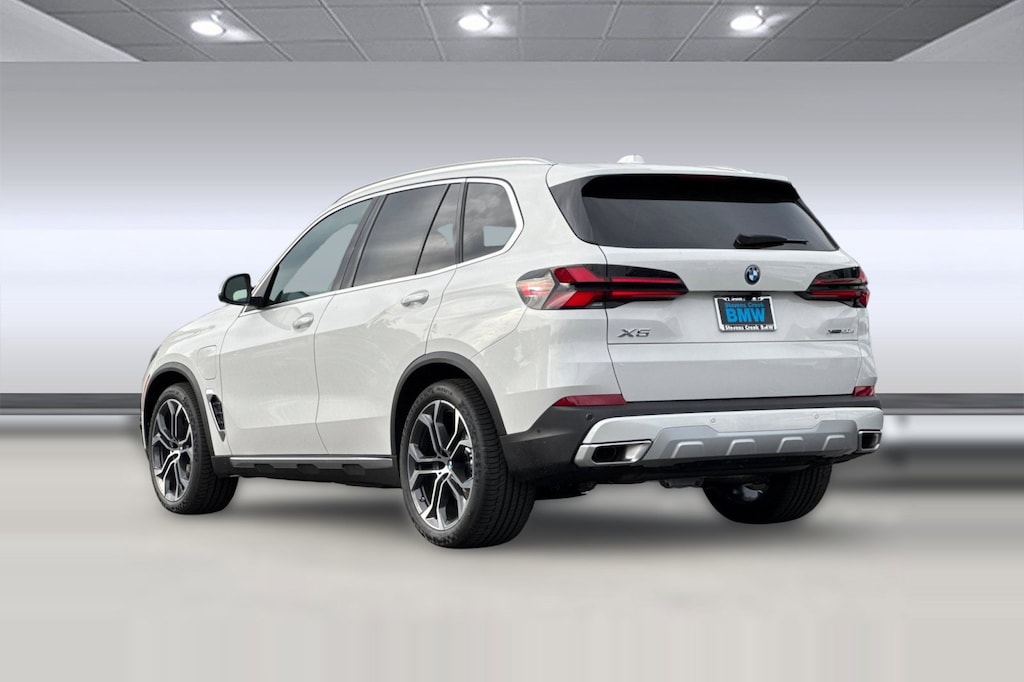 New 2026 BMW X5 PHEV xDrive50e SUV