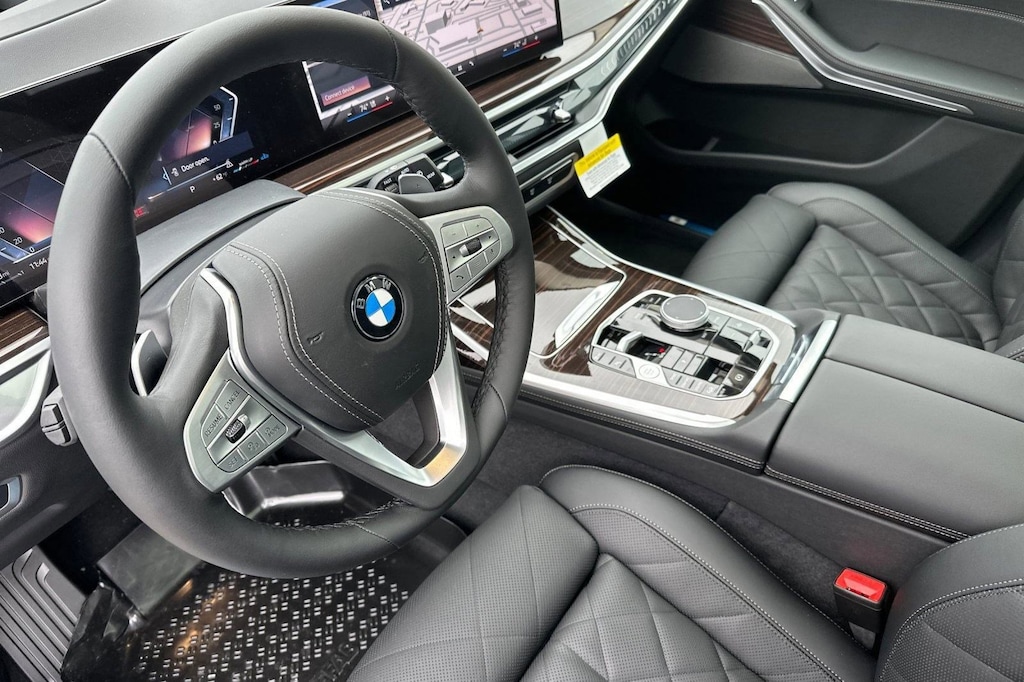 New 2026 BMW X7 xDrive40i SUV