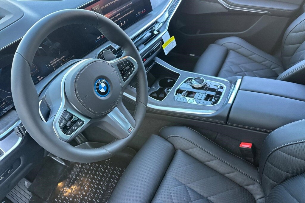 New 2026 BMW X5 PHEV xDrive50e SUV