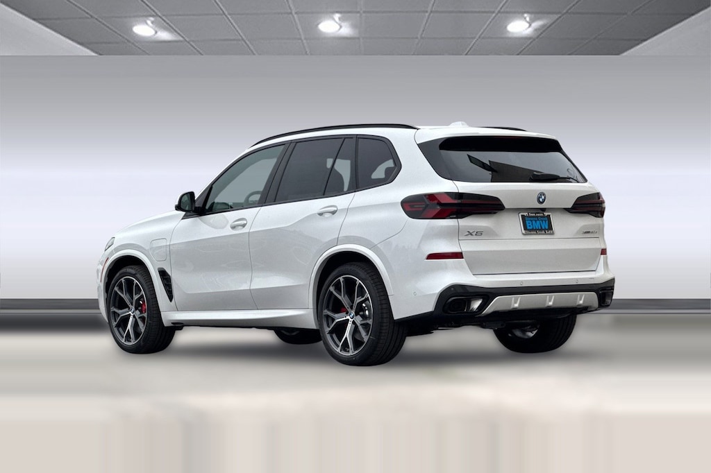 New 2026 BMW X5 PHEV xDrive50e SUV