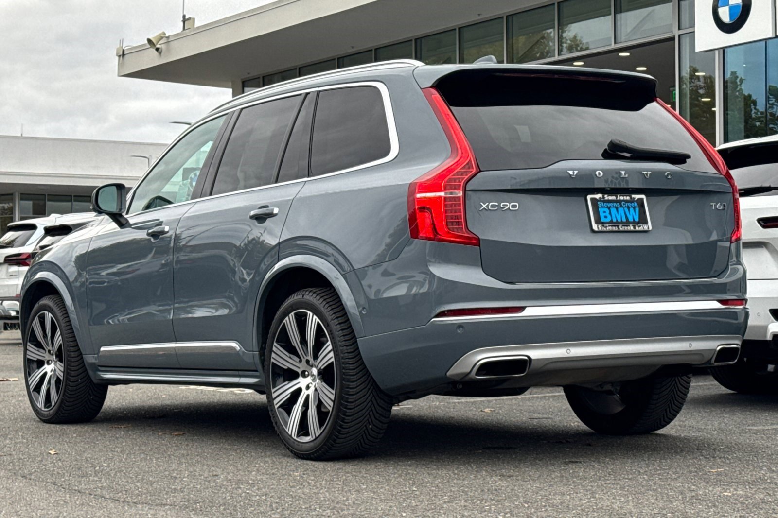 2021 Volvo XC90 T6 Inscription photo 3