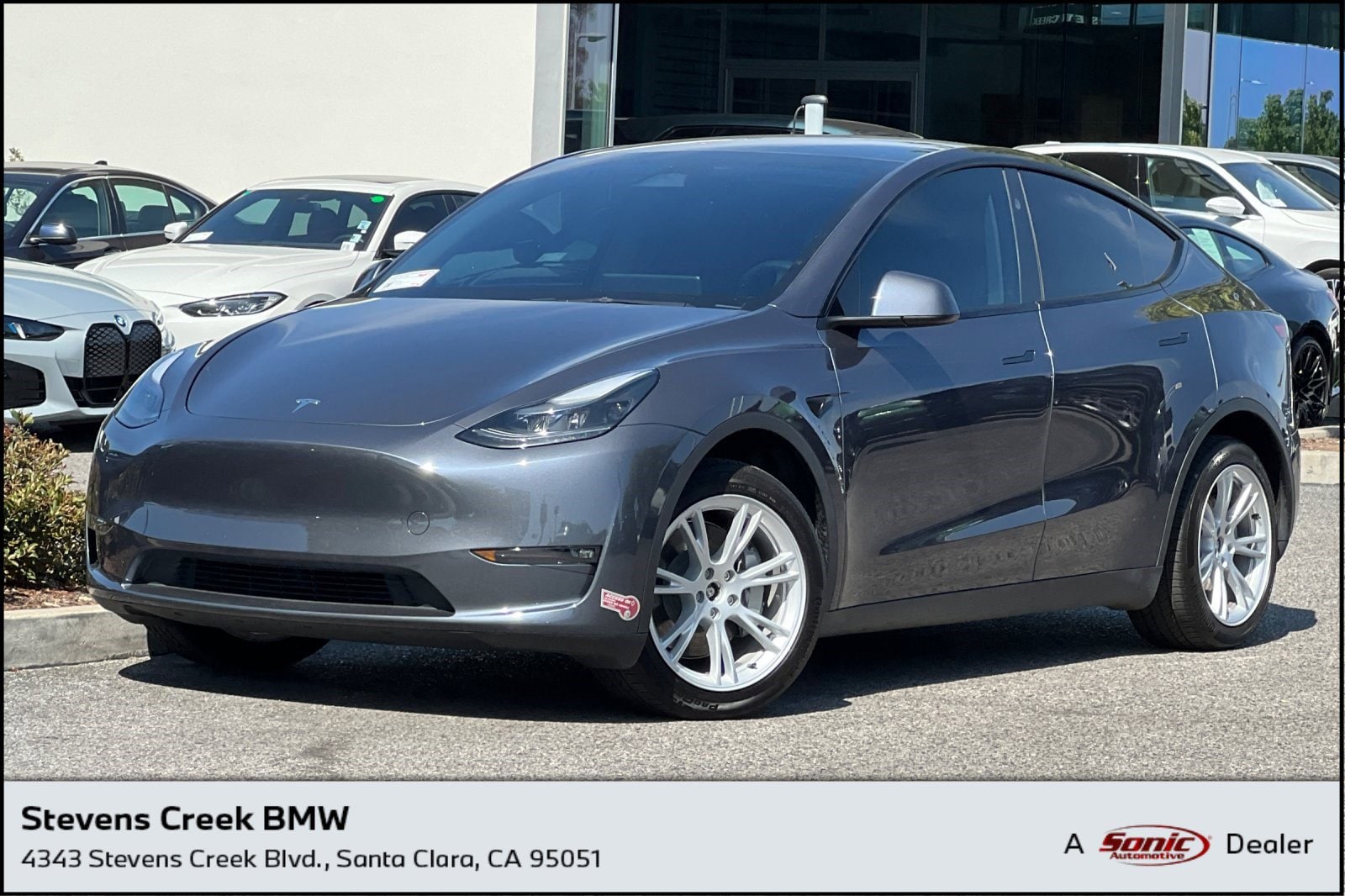 2023 Tesla Model Y Long Range Dual Motor All-Wheel Drive's photo