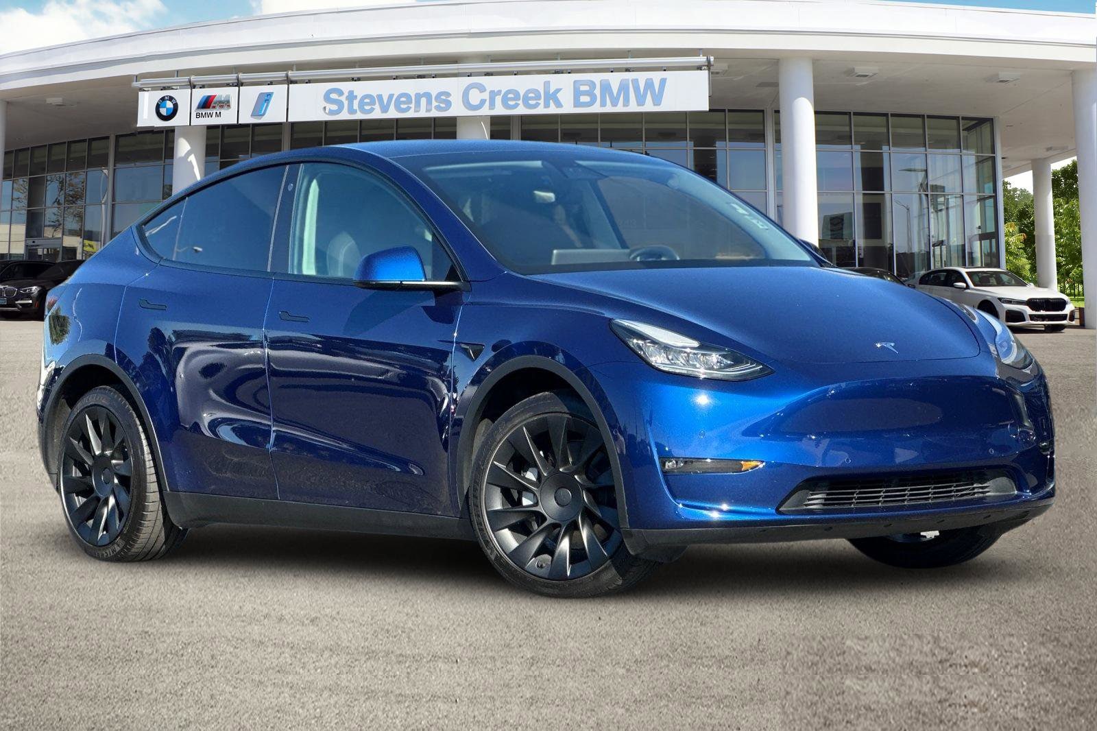 Used 2021 Tesla Model Y Long Range with VIN 5YJYGDEE8MF287489 for sale in Santa Clara, CA