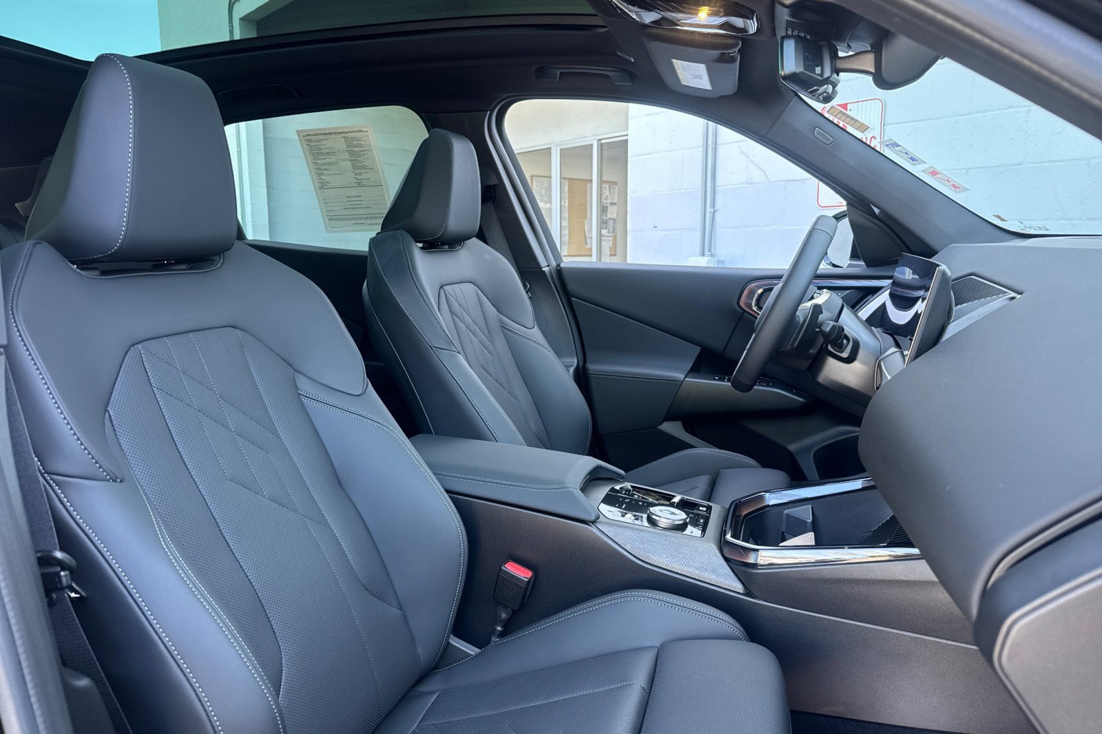 2025 BMW X3 30 - Photo 25