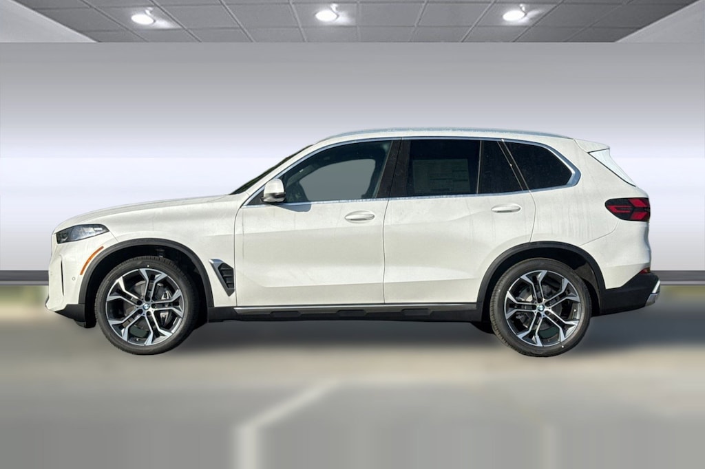 New 2026 BMW X5 xDrive40i SUV