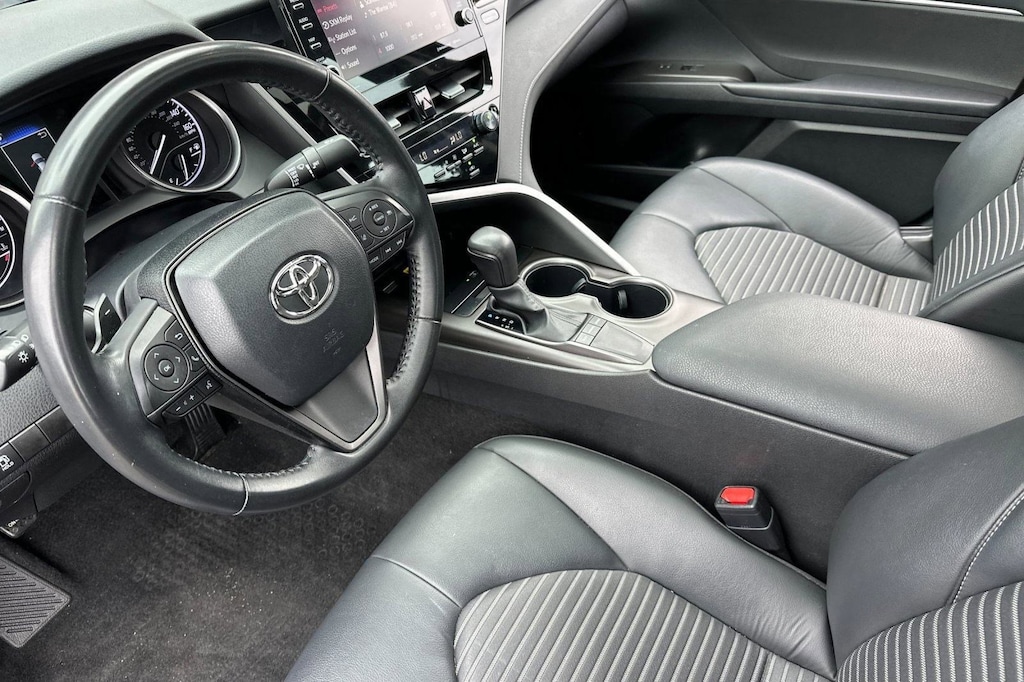 Used 2023 Toyota Camry SE Sedan