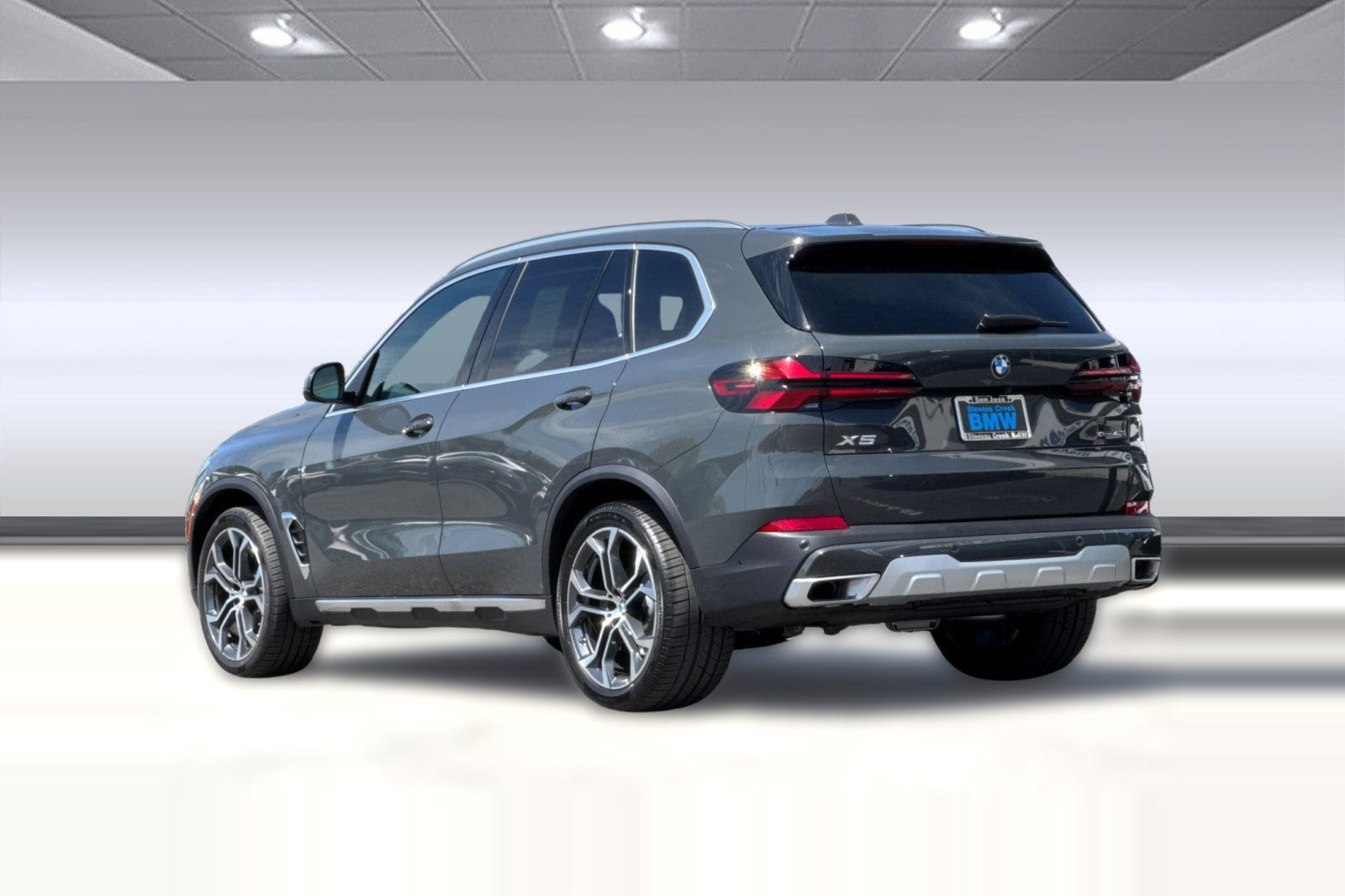 2026 BMW X5 xDrive40i photo 2