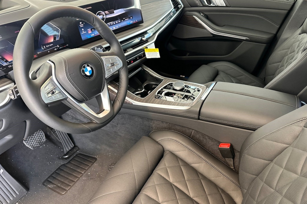 New 2027 BMW X7 xDrive40i SUV