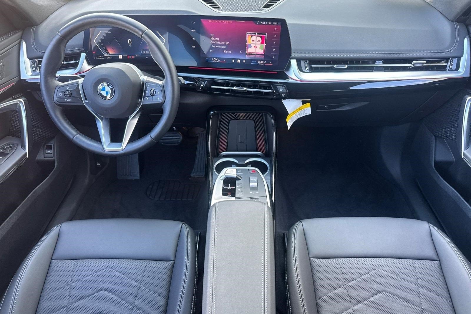 2025 BMW X1 28i - Photo 15