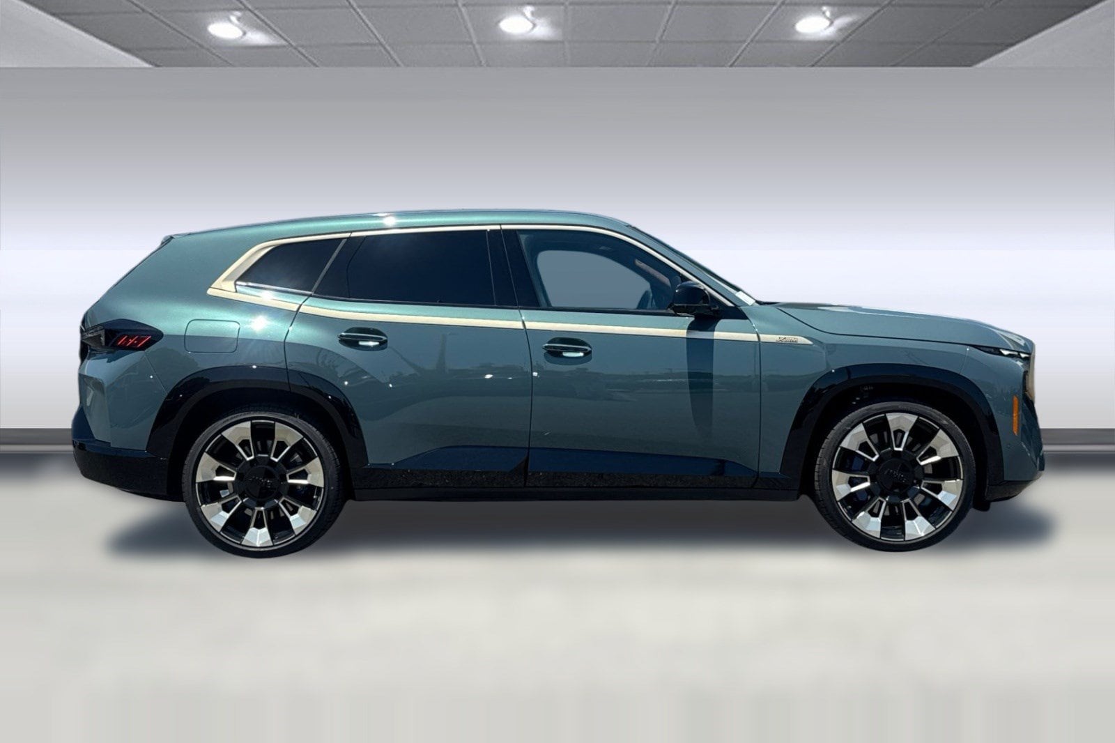 XM SUV