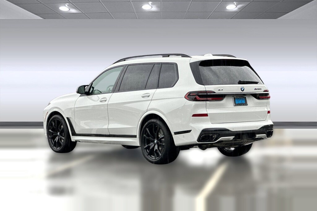New 2026 BMW X7 M60i SUV