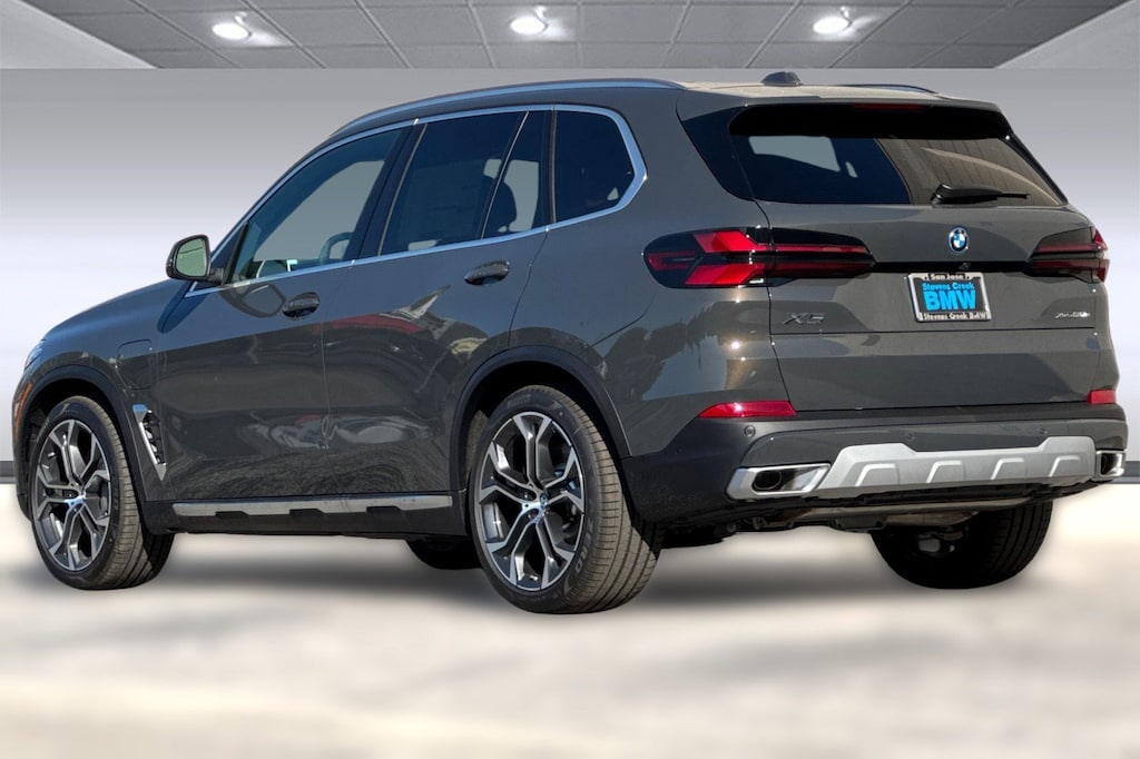 New 2026 BMW X5 PHEV xDrive50e SUV