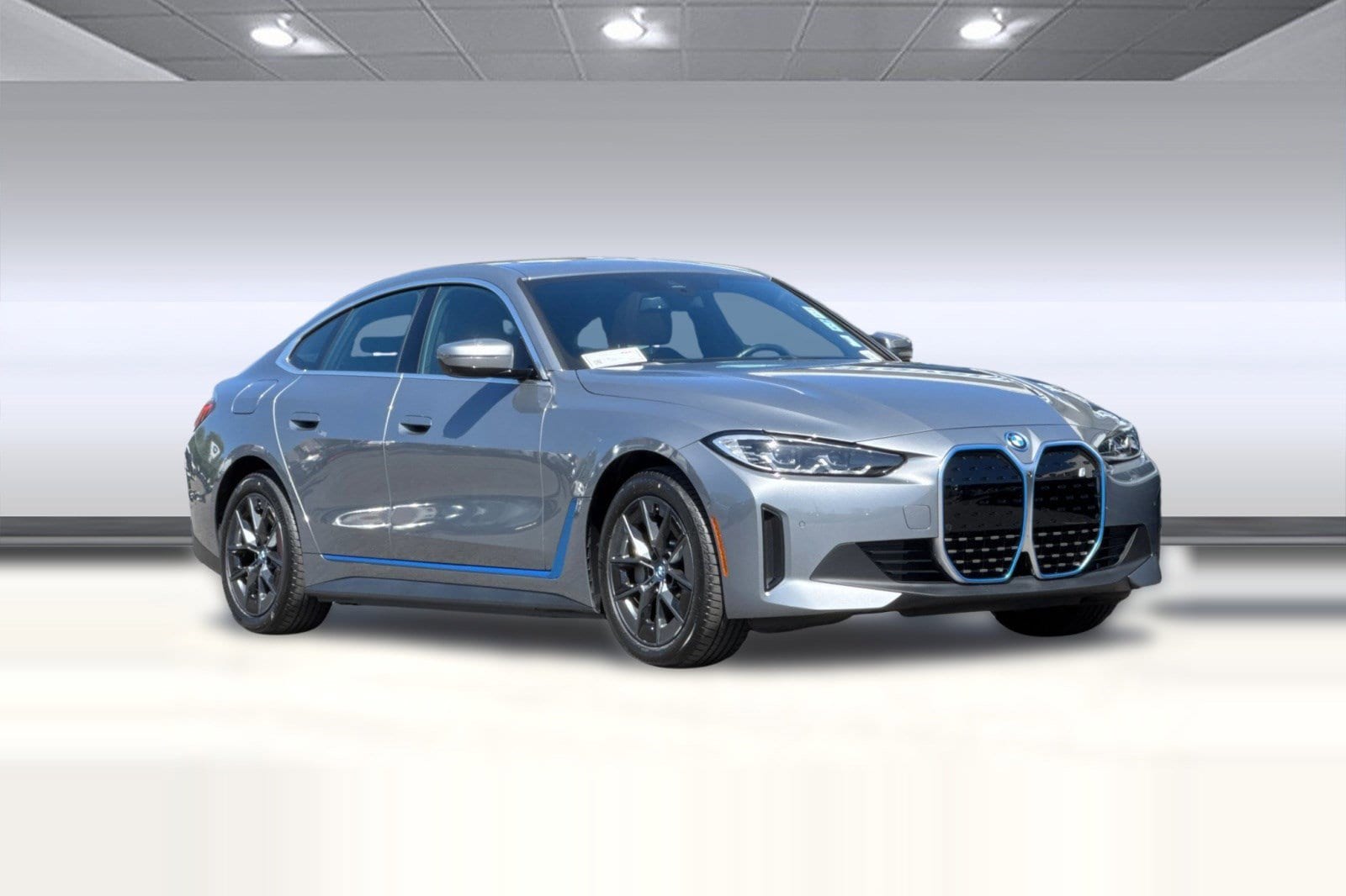 2023 BMW i4 eDrive35 photo 5