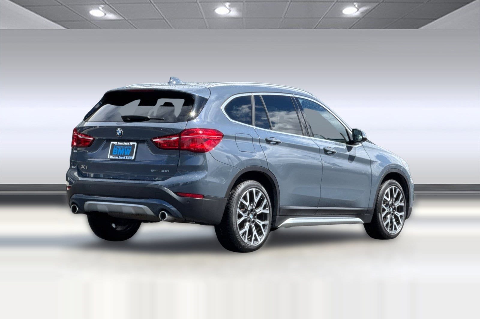 2021 BMW X1 sDrive28i photo 3