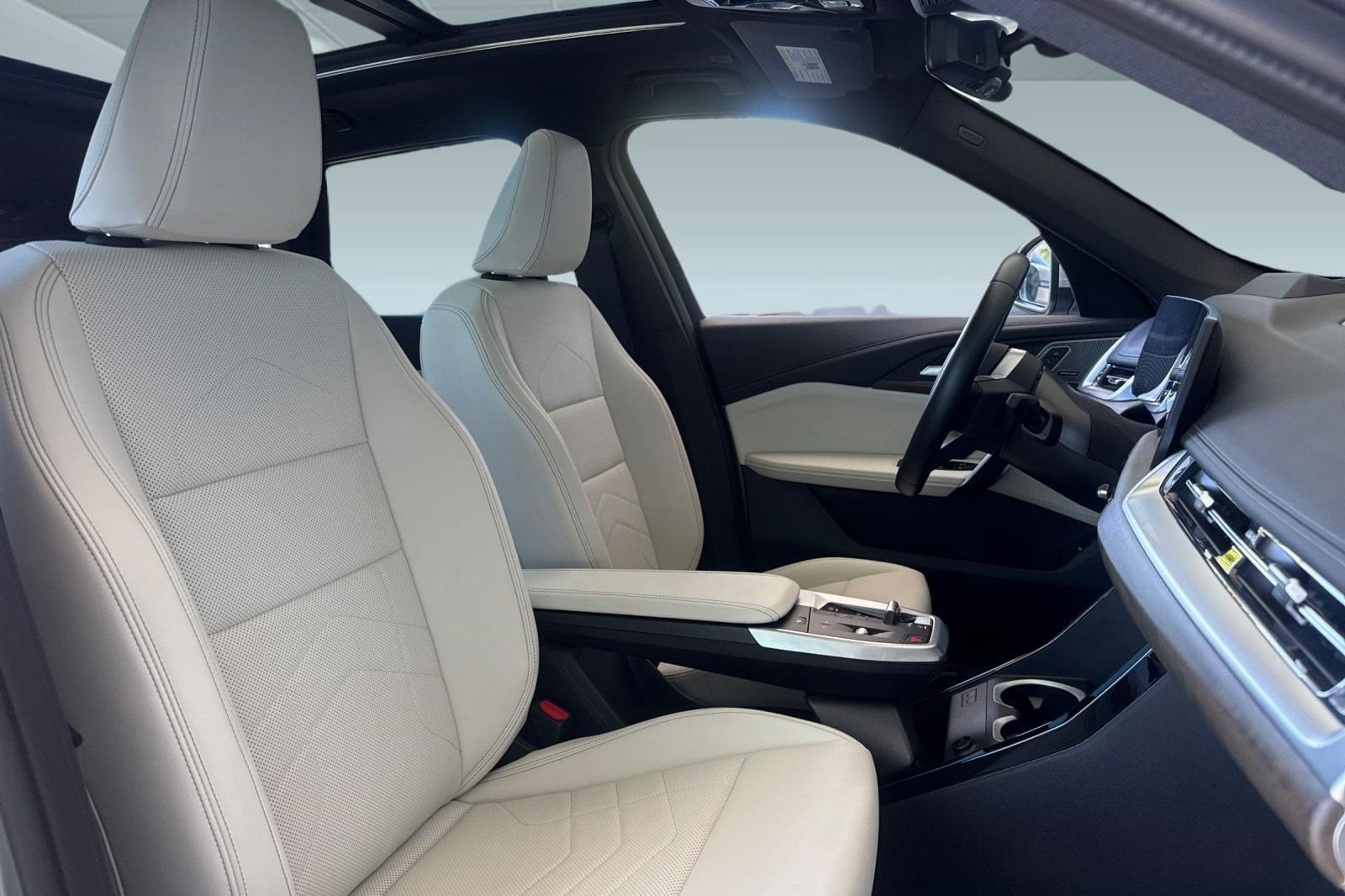 2026 BMW X1 28i - Photo 30