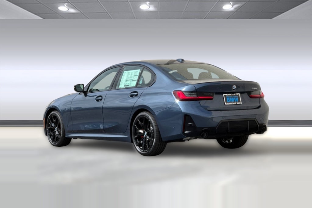 New 2026 BMW 330i Sedan
