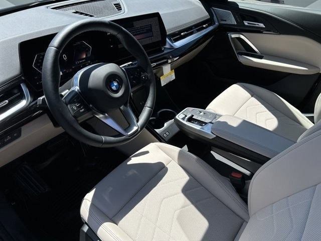 2025 Bmw X1 XDrive28i photo 3