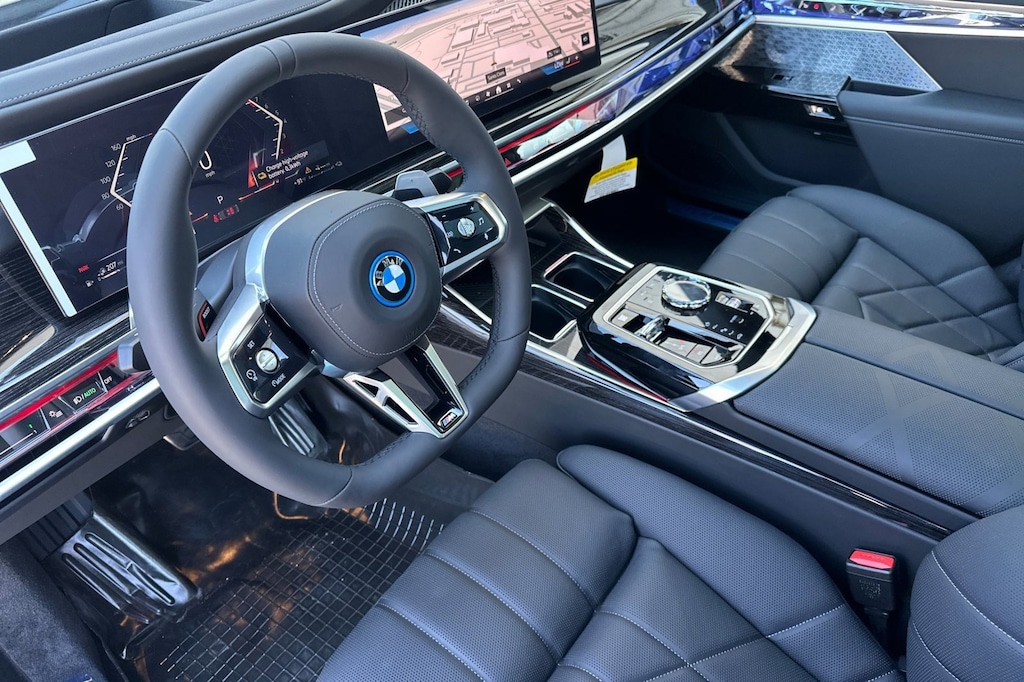 New 2026 BMW 750e xDrive Sedan