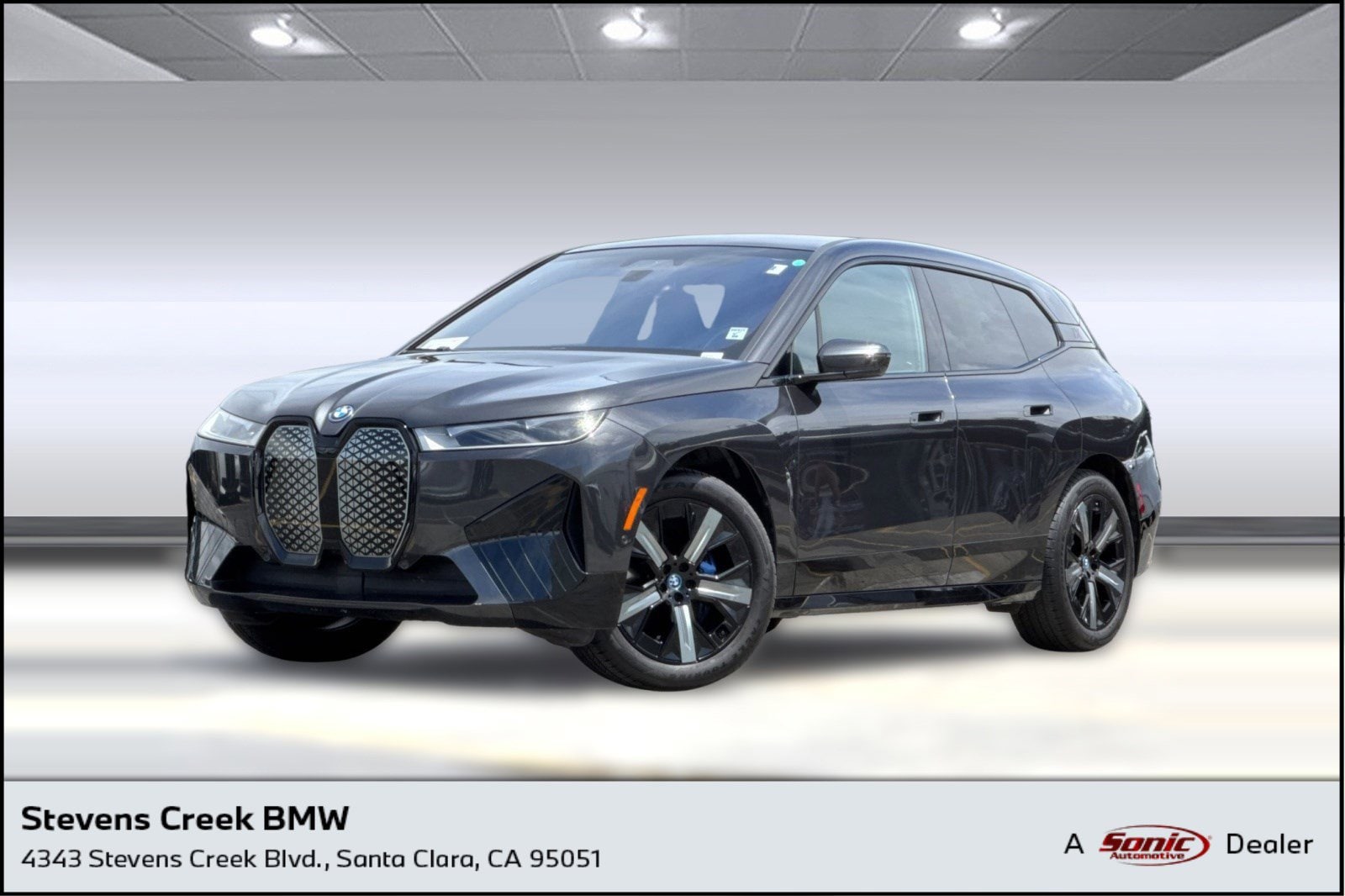 2023 BMW iX xDrive50's photo
