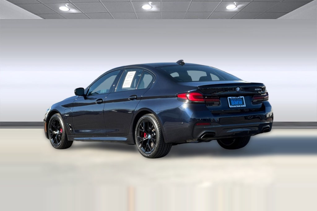Used 2023 BMW 530e Sedan