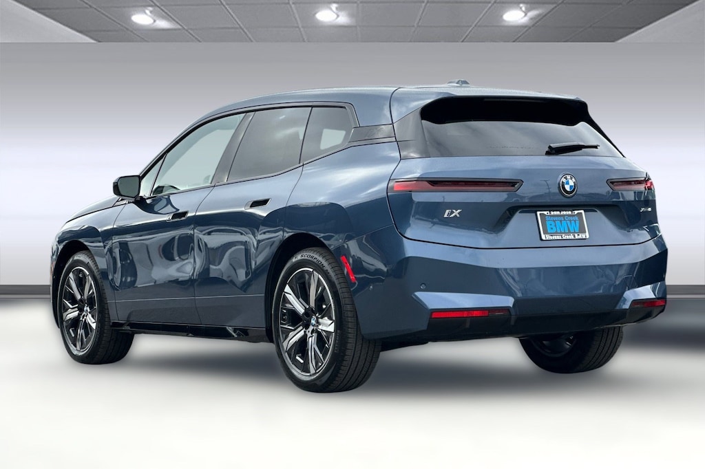 New 2026 BMW iX xDrive45 SUV