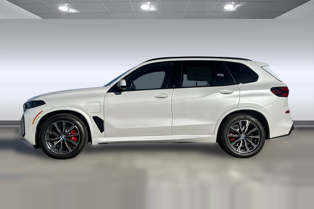 New 2026 BMW X5 PHEV xDrive50e SUV