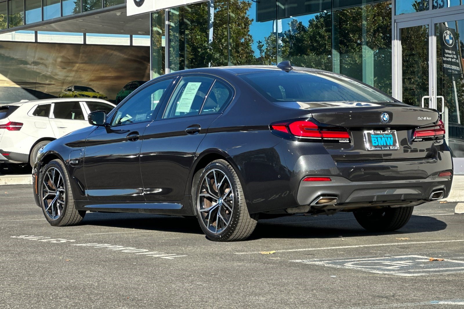 2022 Bmw 530e Sedan photo 3