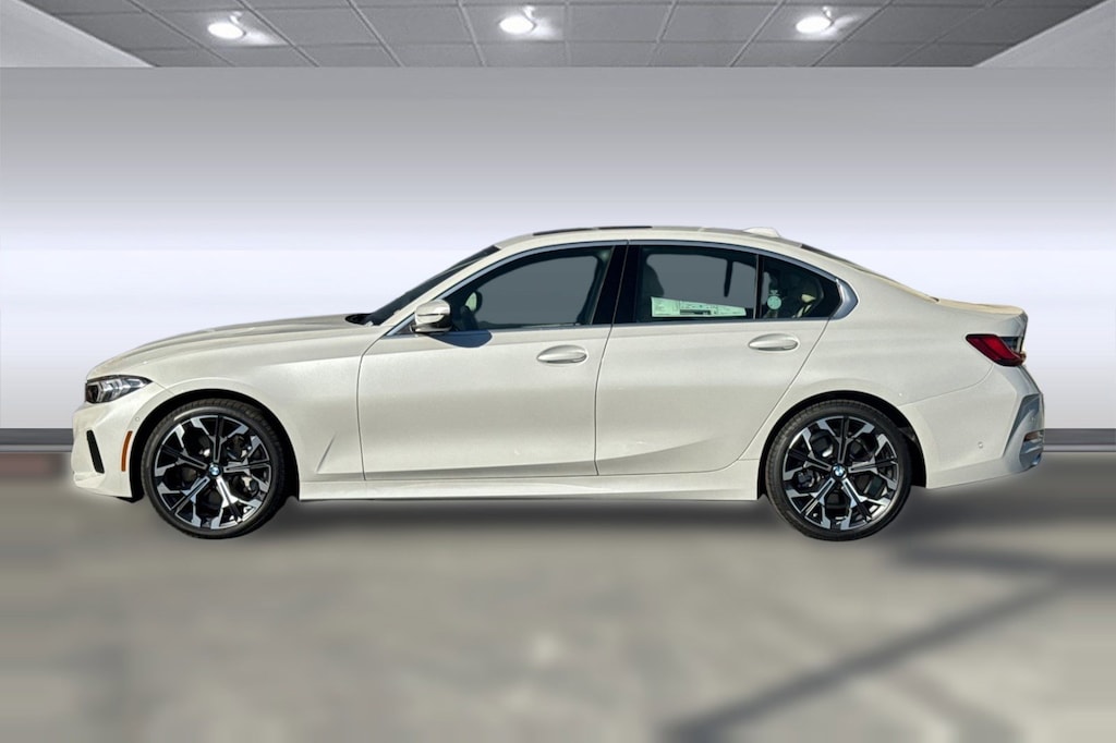 New 2026 BMW 330i NA Sedan