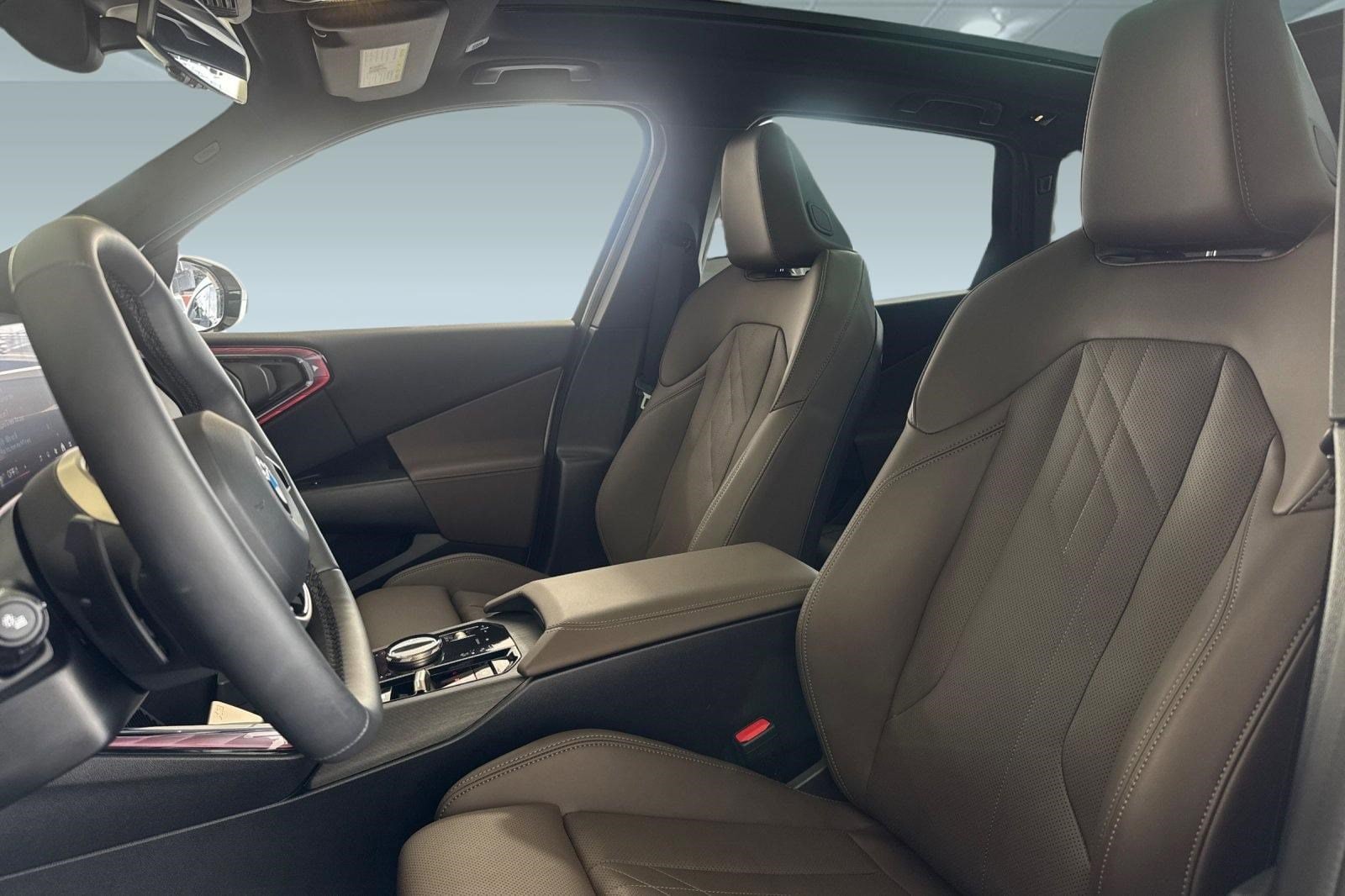 2025 BMW X3 30 - Photo 23