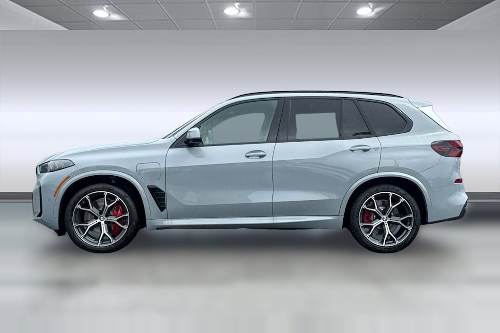 New 2026 BMW X5 PHEV xDrive50e SUV
