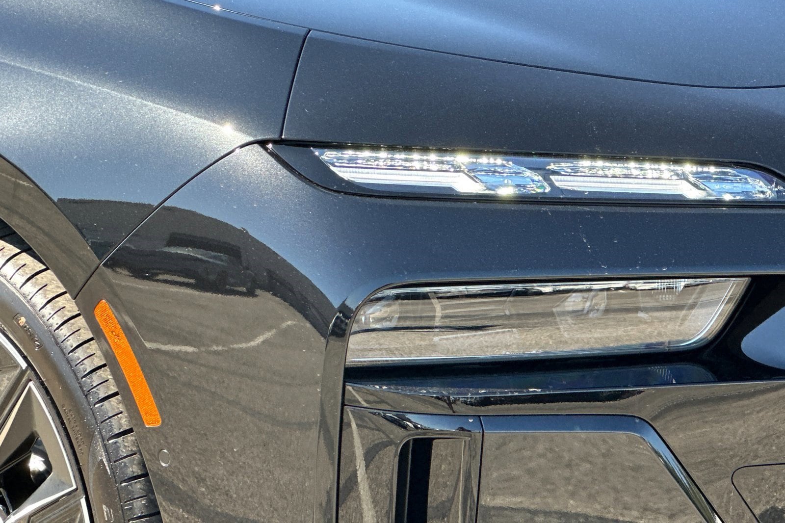 2026 BMW 7 Series 750e - Photo 11