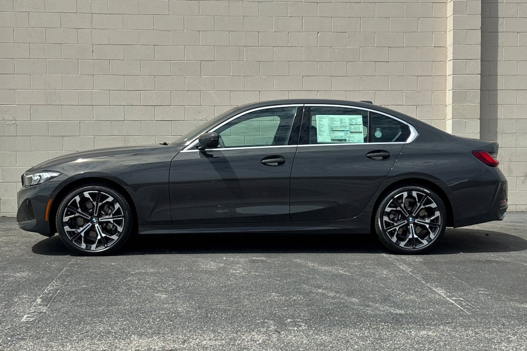 New 2026 BMW 330i Sedan